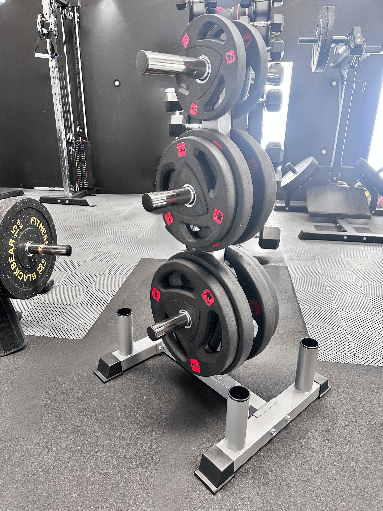 150kg Tri Grip Weight Plate Set & Storage Tree - BlackBear Fitness